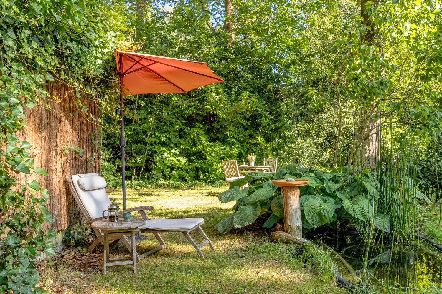 Instapklare en karaktervolle villa op toplocatie, gelegen op een ruim perceel van +-2450m², omgeven door rust, privacy en groen foto 25