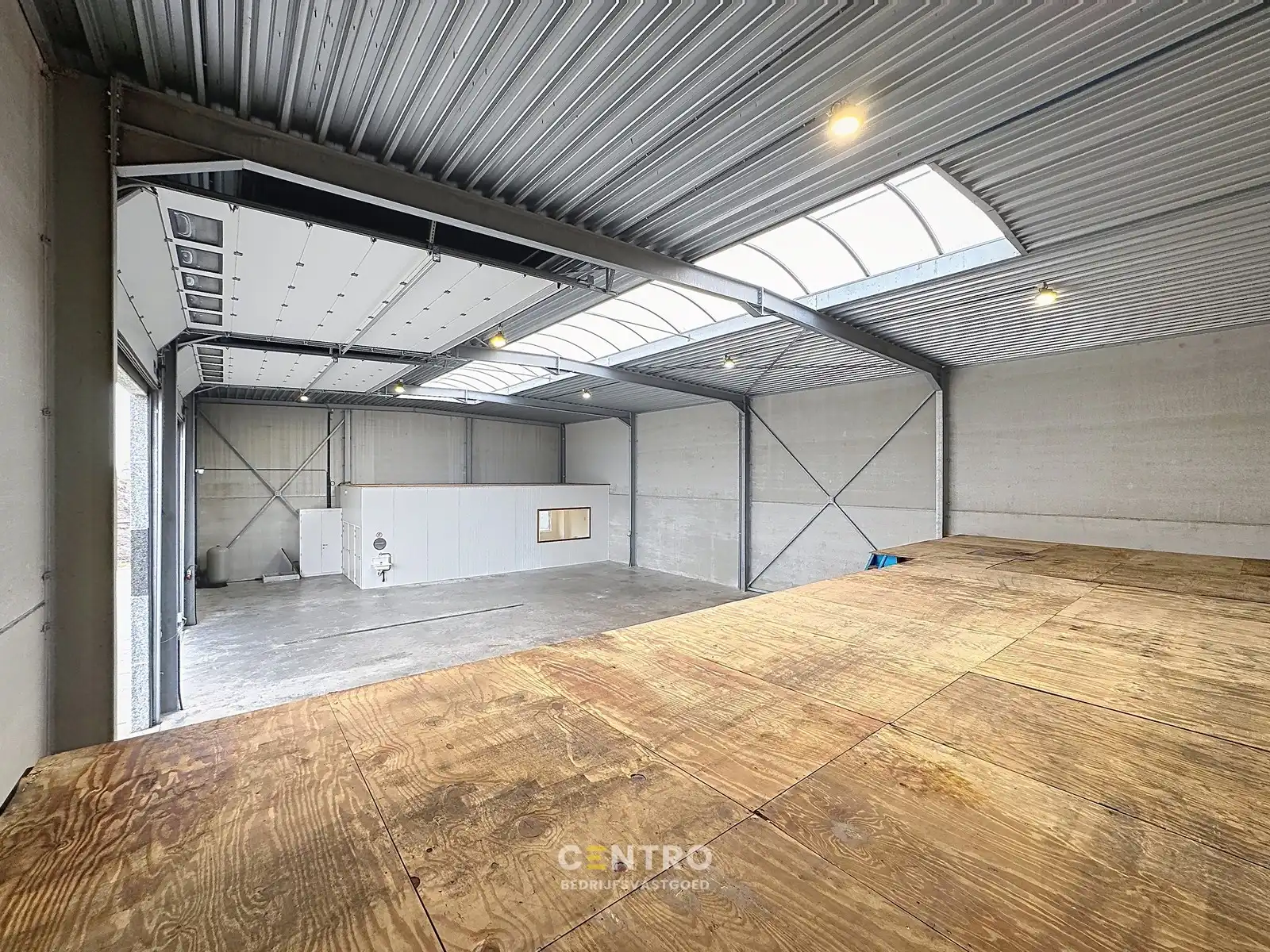 Recent bedrijfsbouw (°2021) op 1.930m2 verhard terrein te Eede! foto 8