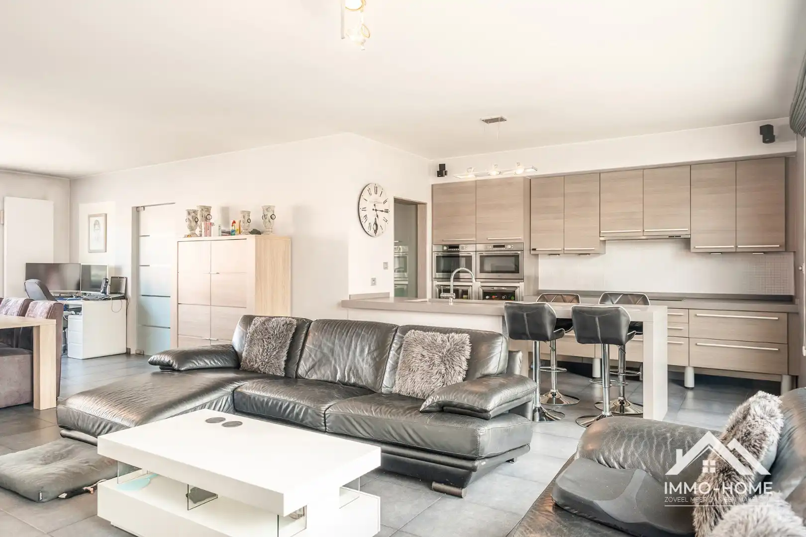 Een absolute parel van een appartement!! foto 4