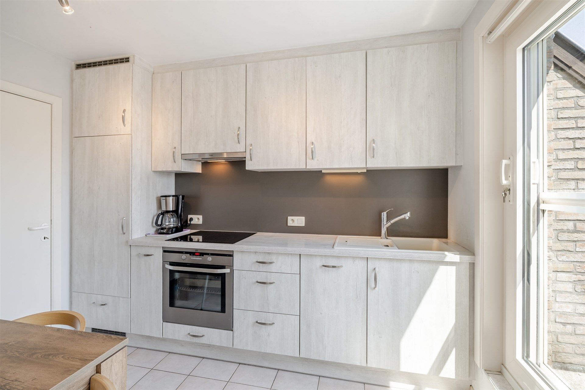 Instapklaar appartement met 2 slaapkamers in Dendermonde! foto 6