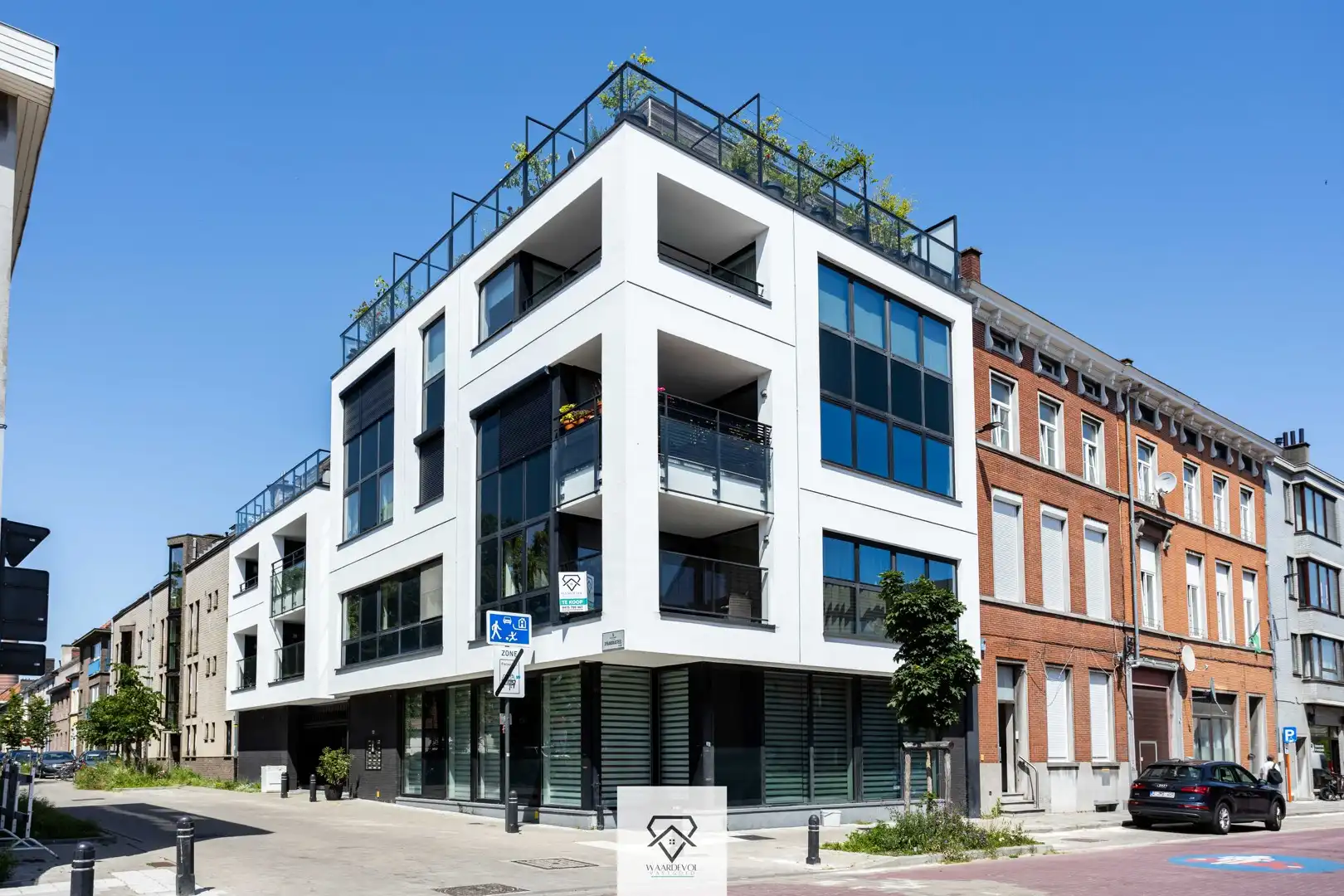 Lichtrijk hoekappartement met 2 slaapkamers en terras te Portus Ganda foto 2