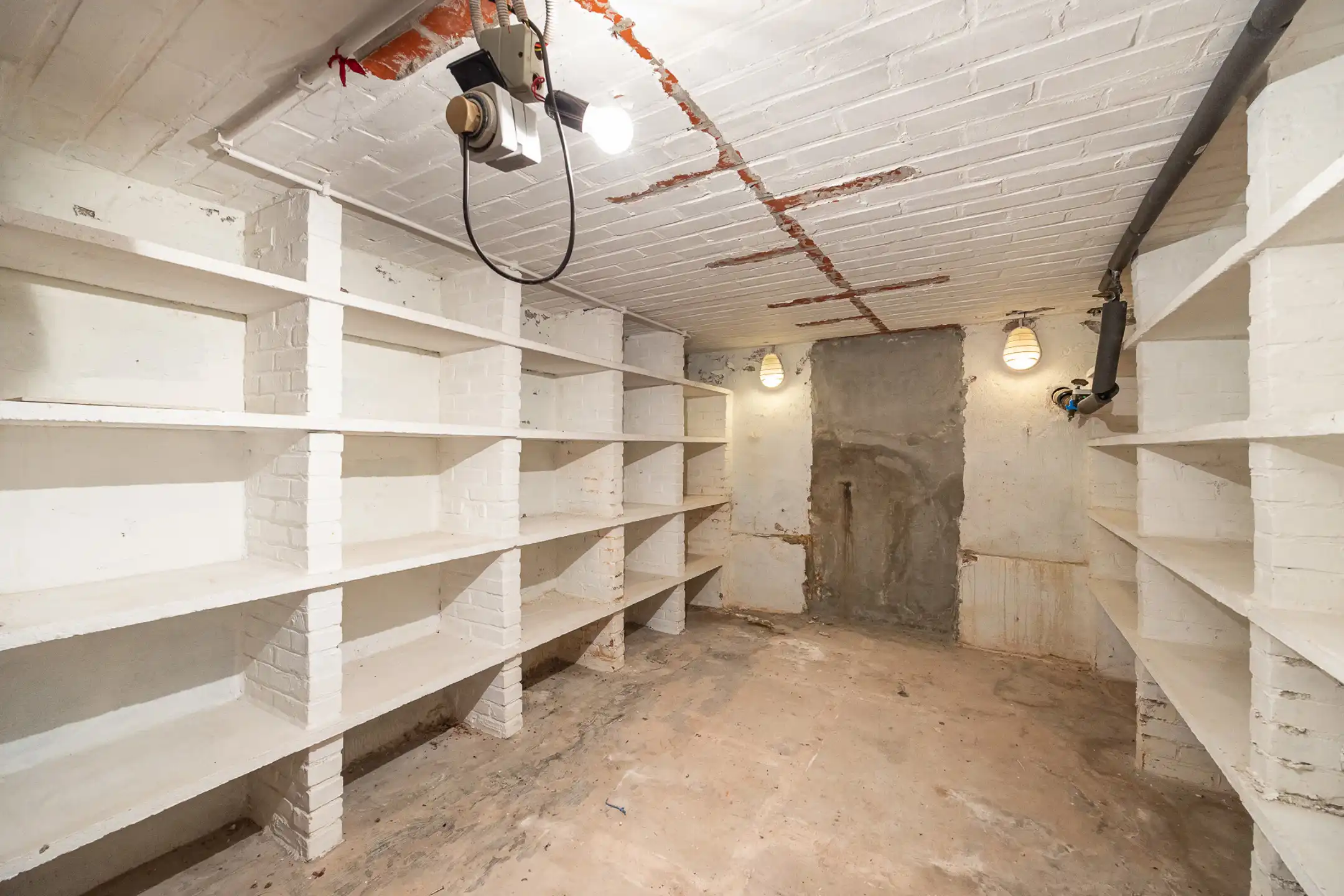 Ruime villa met 2 (mog. 3) slaapkamers op 2.030 m² op het ZW foto 29