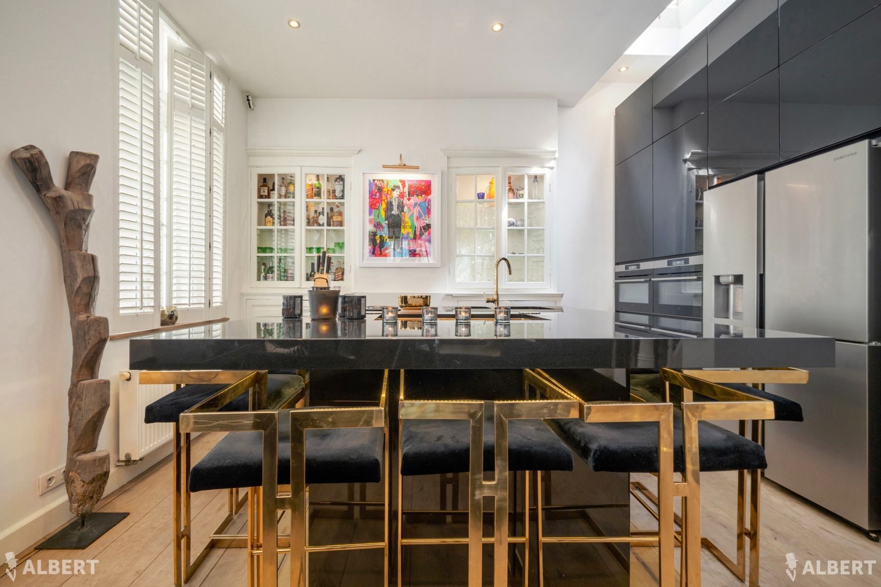 Luxueus gerenoveerd herenhuis in hartje Brugge foto 12