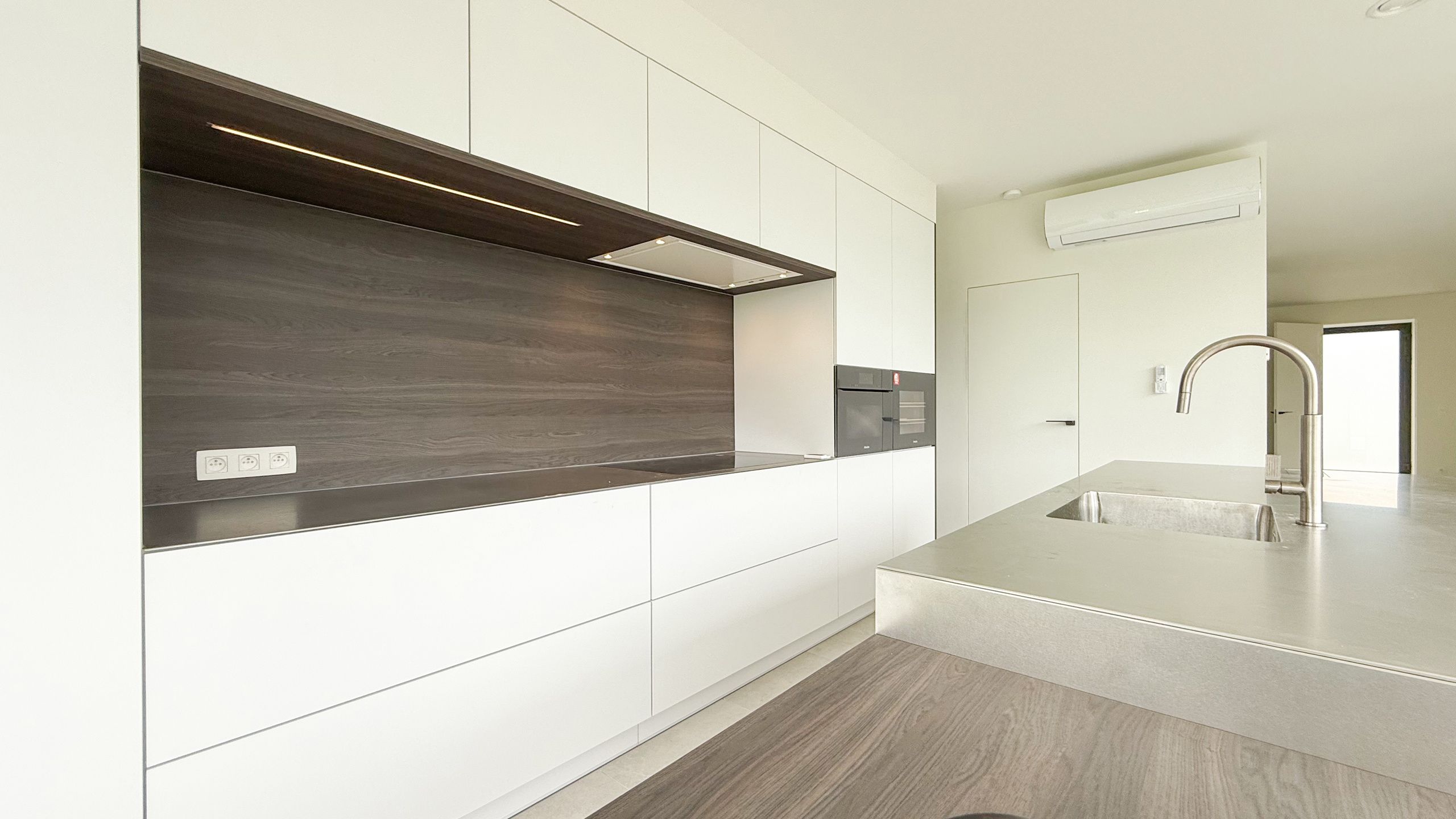 Hoogwaardig afgewerkte woning met industriële look! foto 21