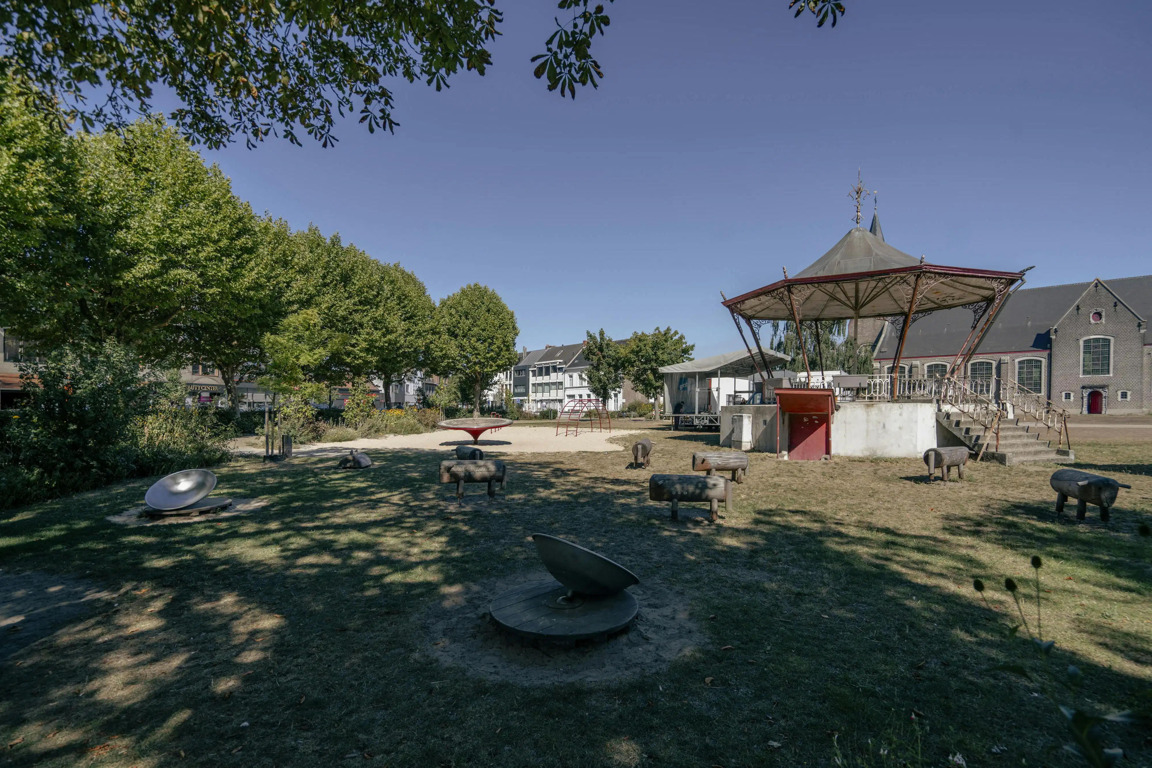 Herenhuis met unieke stadstuin en praktijk te Oostakkerdorp foto 19