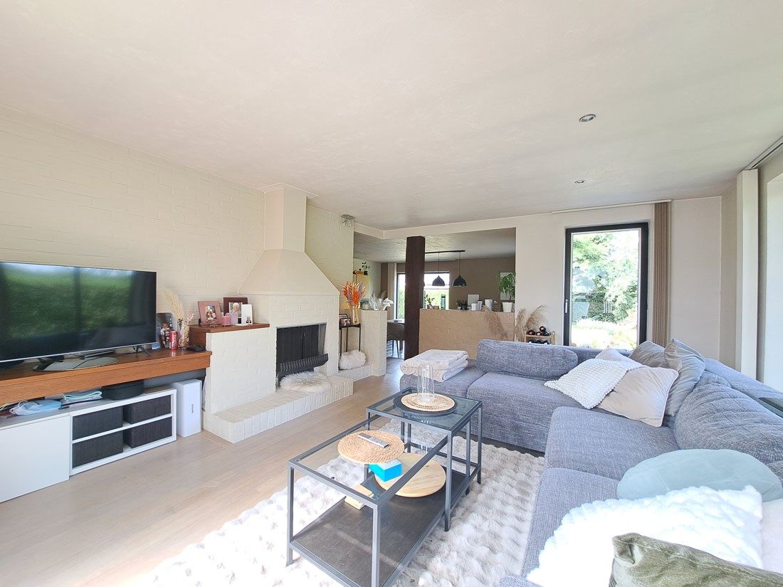 Eigentijdse villa te Lummen foto 4