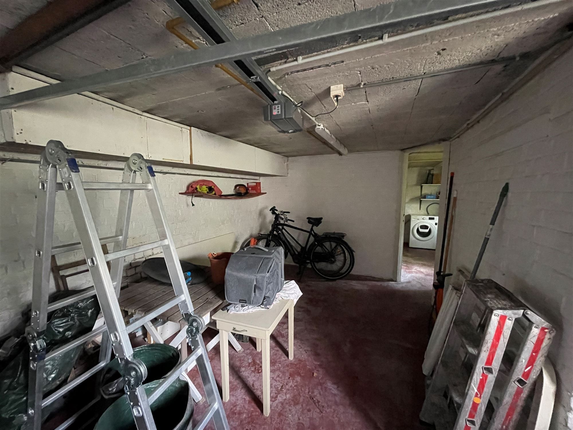 Half open woning foto 11