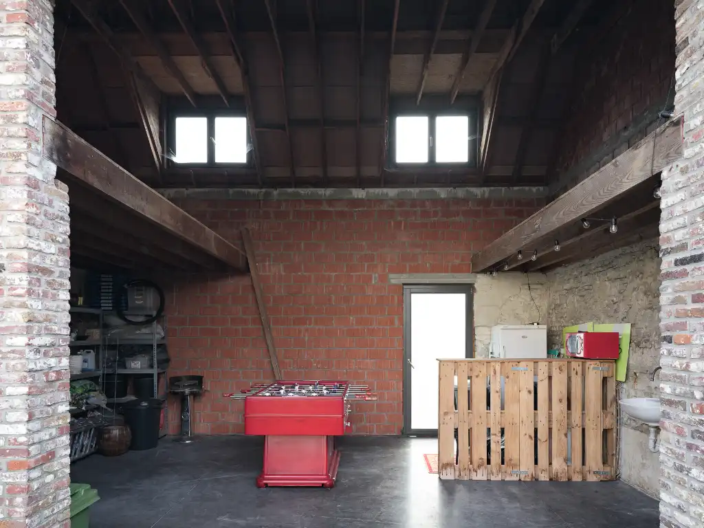 Architecturale burgerwoning naar de hand van Enplus architecten met stadstuin en polyvalente achterbouw op een boogscheut van het stadscentrum. foto 11