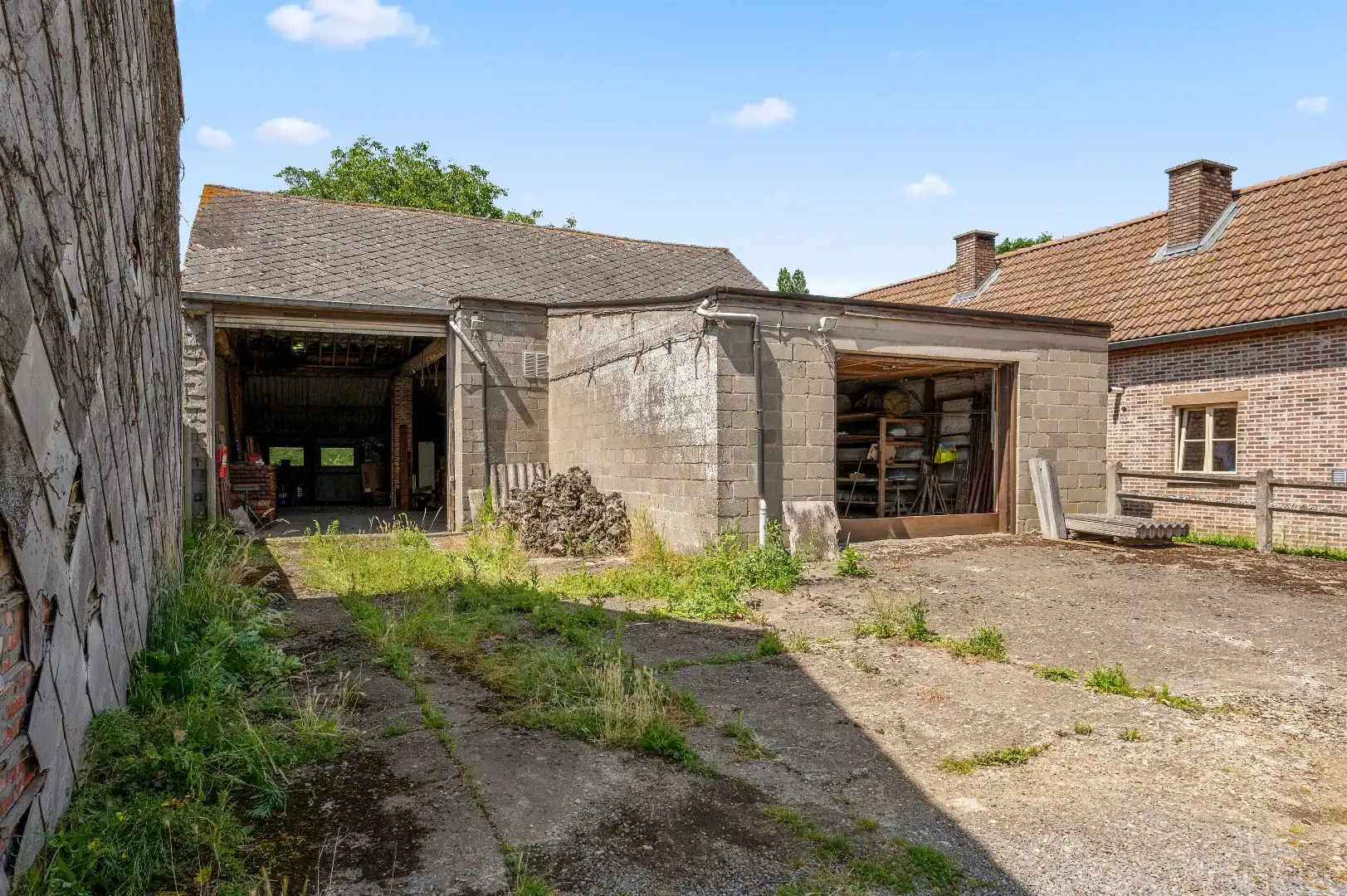 Loods met garage en tuin op ruim perceel van 827 m² foto 4