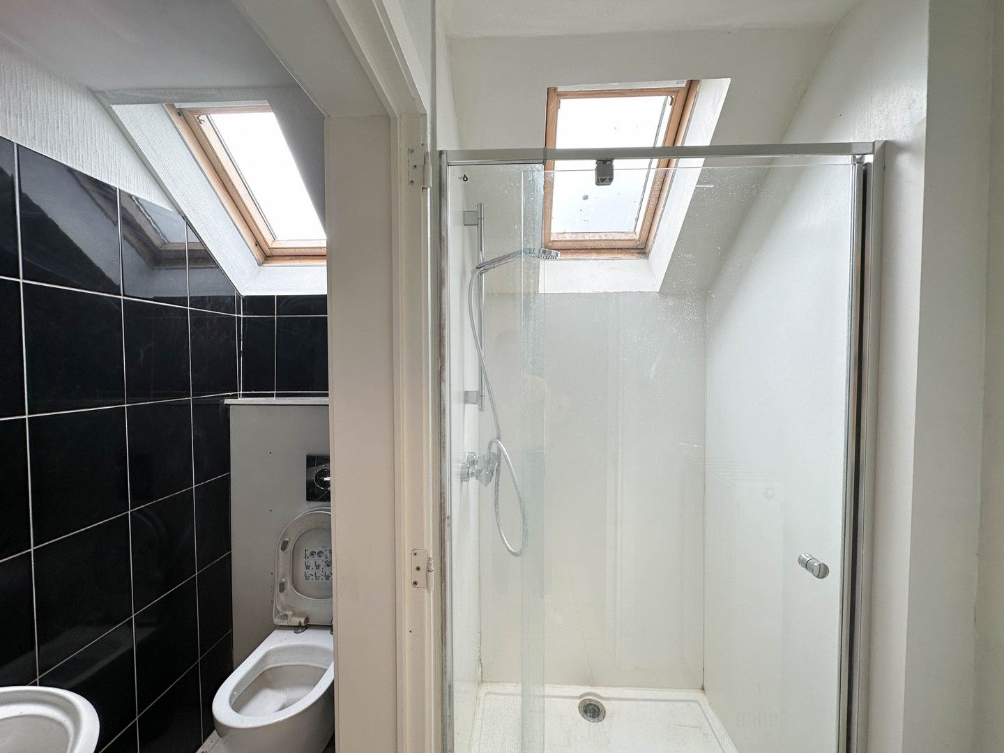 Instapklaar duplex-appartement met twee slaapkamers te Ardooie! foto 6