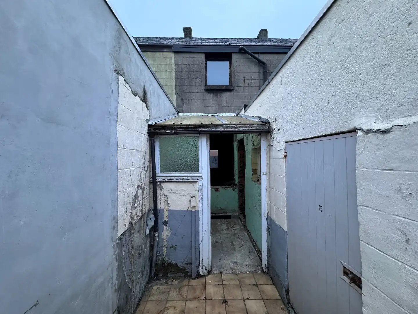 Woning met potentieel gelegen in rustige straat van Wetteren foto 10