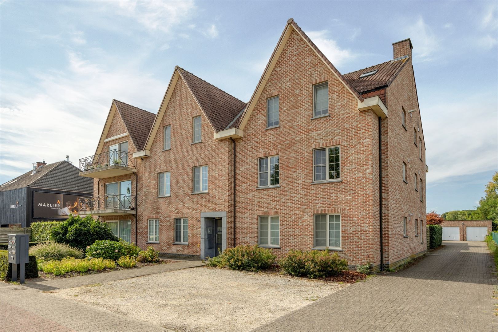 Lichtrijk penthouse met terras, zolder en dubbele garagebox. foto 24