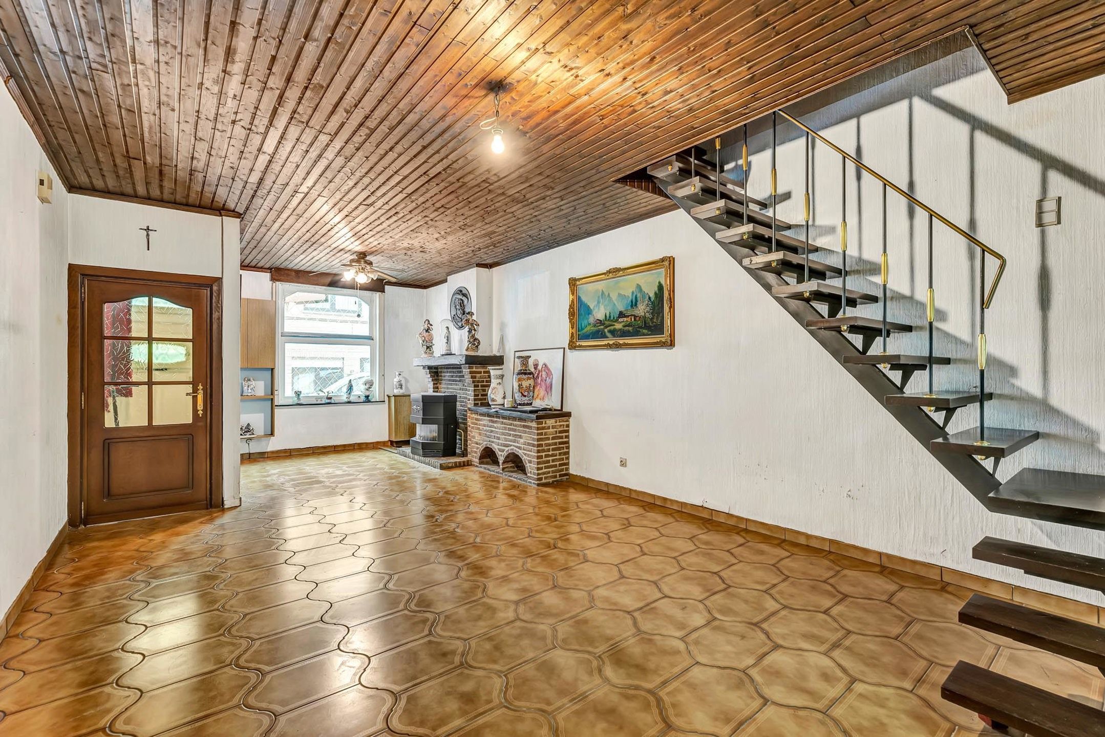 Te renoveren woning nabij centrum Aalst met 2 ruime slpks foto 2