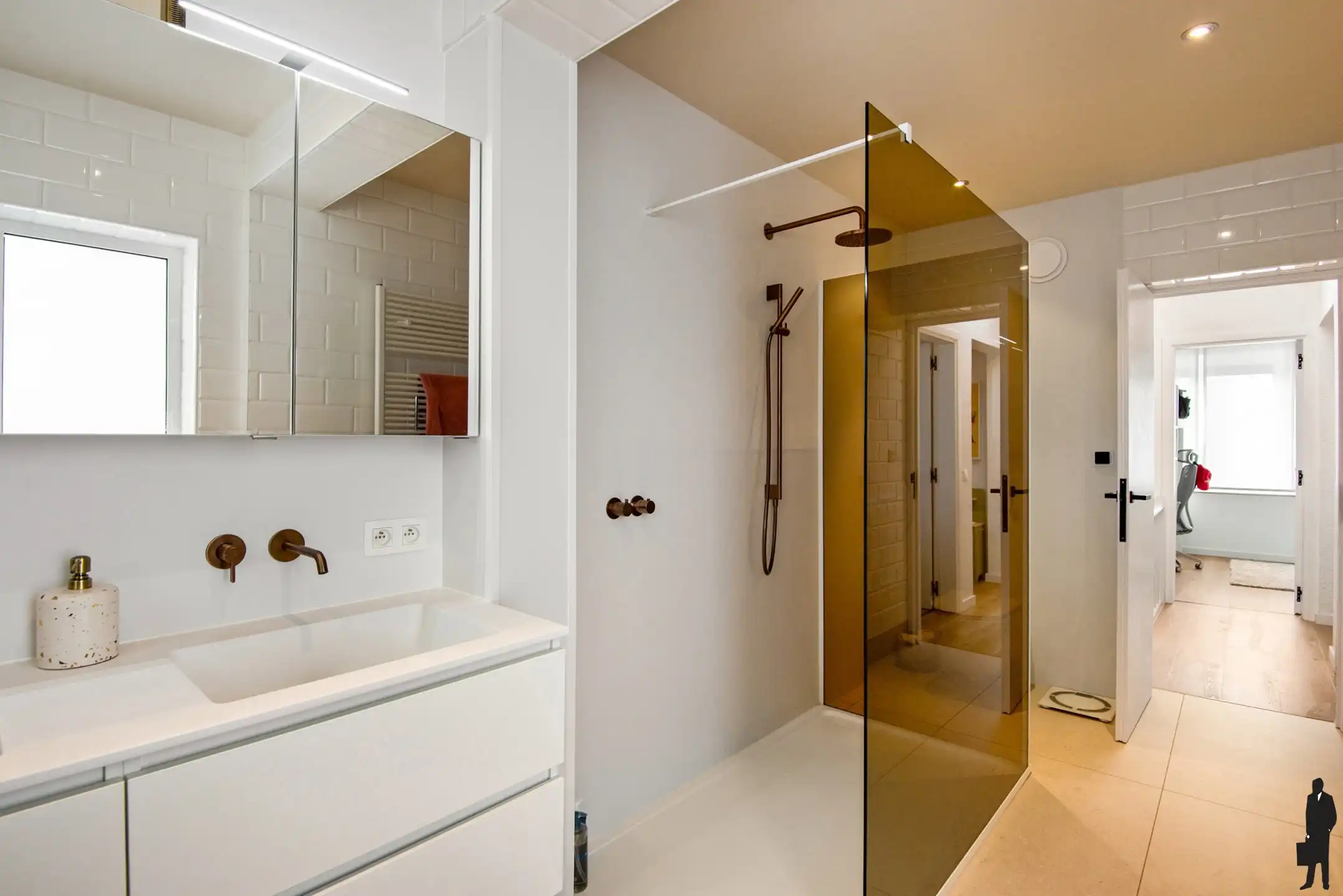 Instapklare woning in het centrum van Kontich-Kazerne foto 24