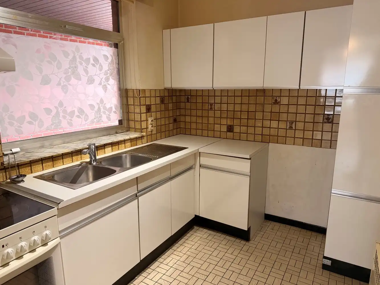 Te renoveren gelijkvloers appartement met 1 slaapkamer nabij de Grote Markt foto 4