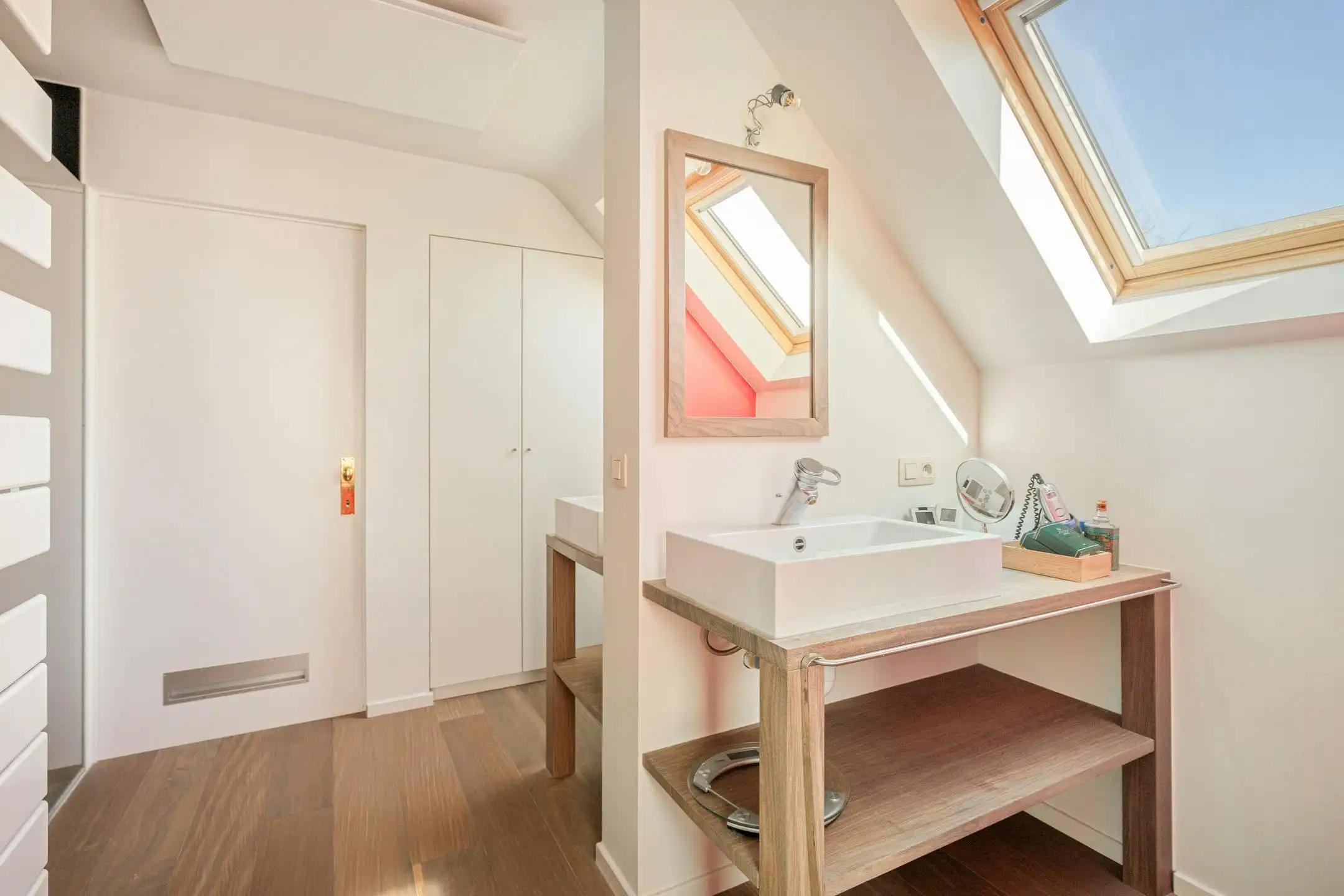 Villa met kantoor of kangoeroe-potentieel (EPC A) foto 13