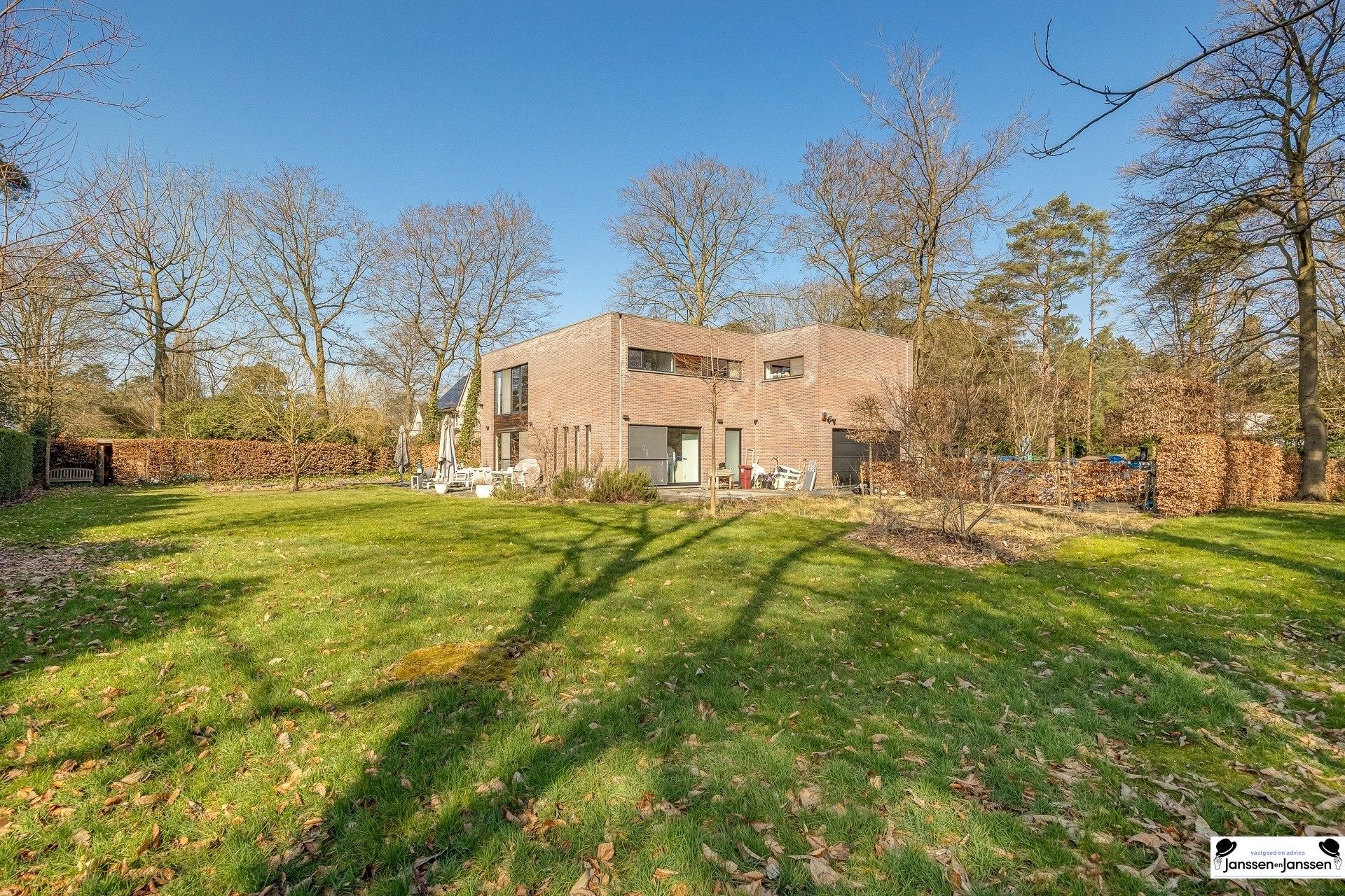Luxueuze en energiezuinige villa met hoogwaardige afwerking  foto 29