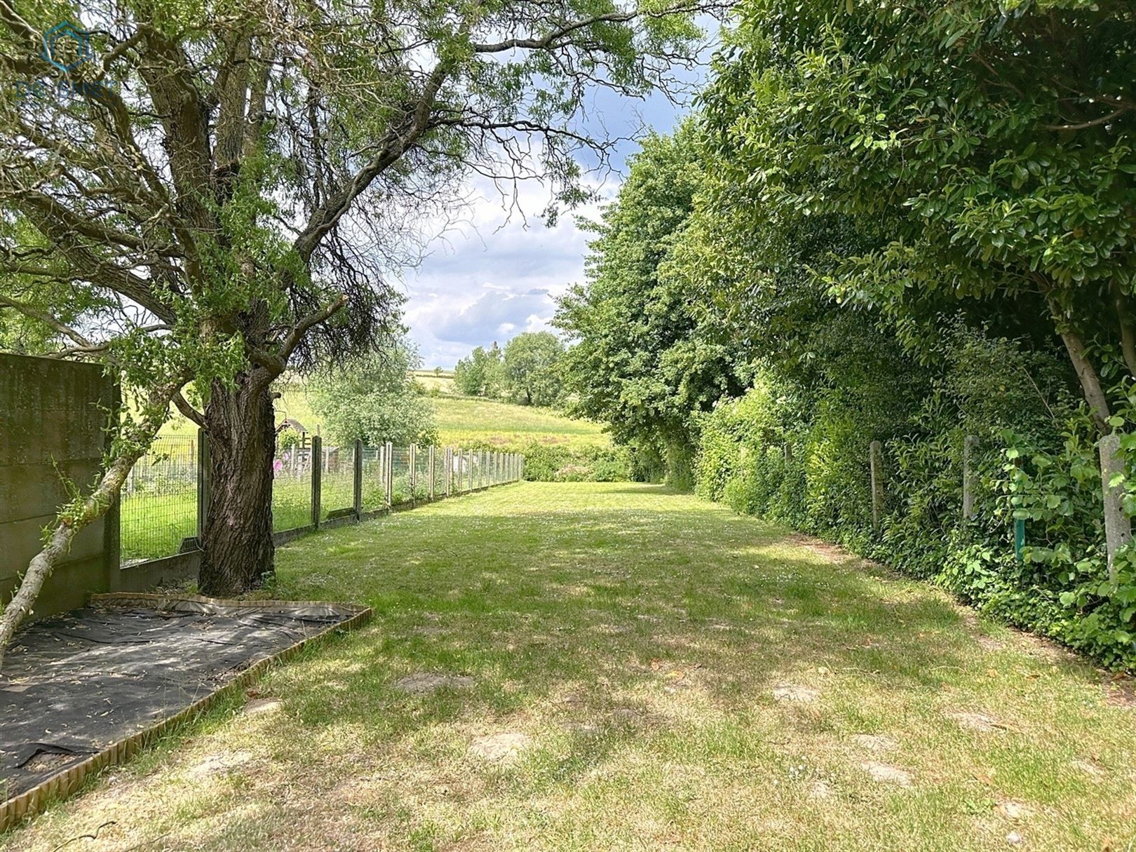 Instapklare halfopen woning met zonnige tuin en tal van troeven! foto 6
