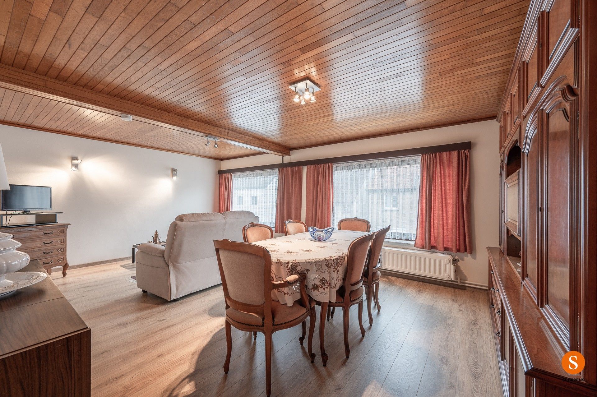 Charmante gezinswoning met ruimte en mogelijkheden in het hart van De Haan. foto 24