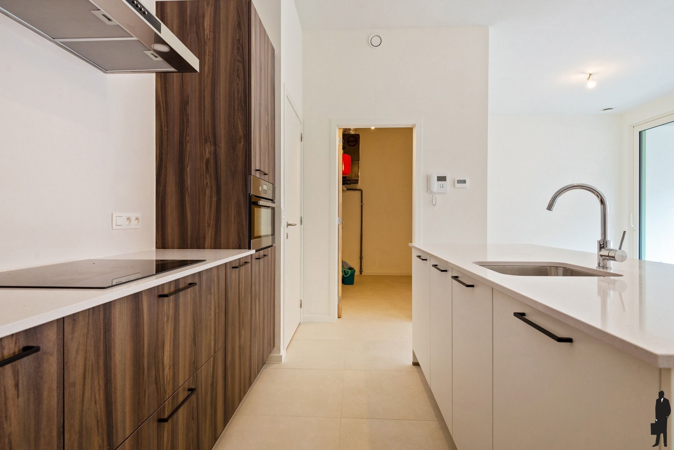 GLVL appartement met 2 slpks, ruim terras en autostaanplaats foto 7