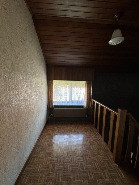 Vrijstaande woning met 5 slaapkamers. foto 87