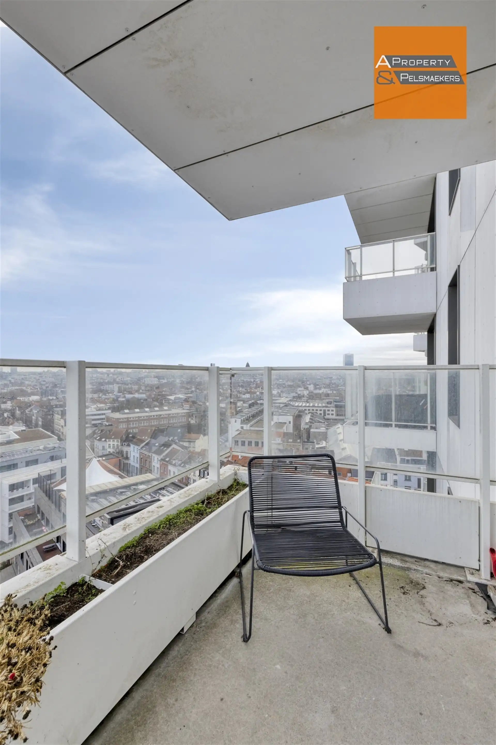 Modern topappartement met unieke ligging foto 8