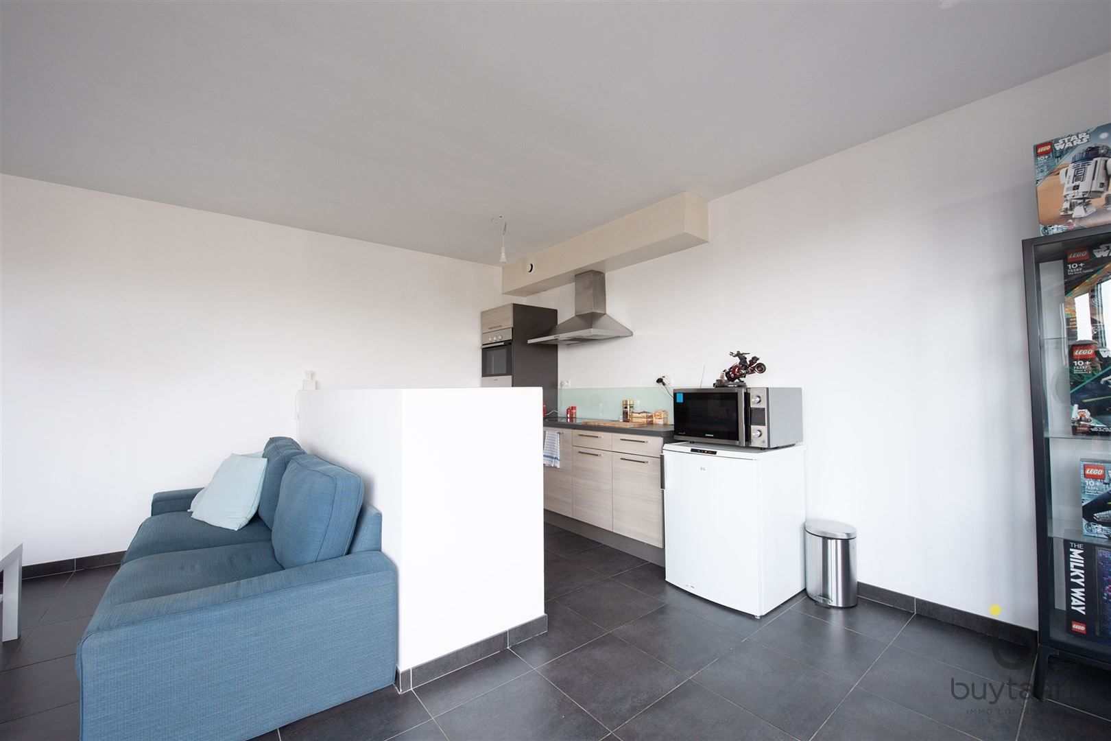Lichtrijk hoekappartement met prachtig vergezicht over de stad + P foto 4