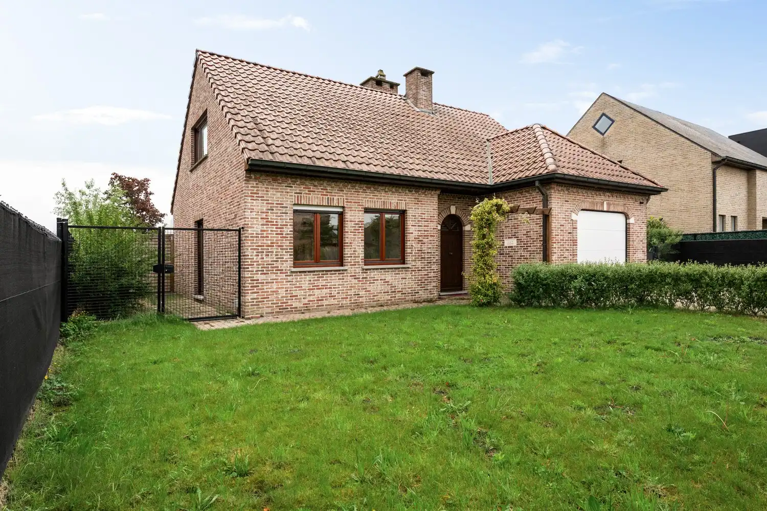 Woning met 3 (mogelijks 4) slpkrs op ruim perceel te Putte foto 3