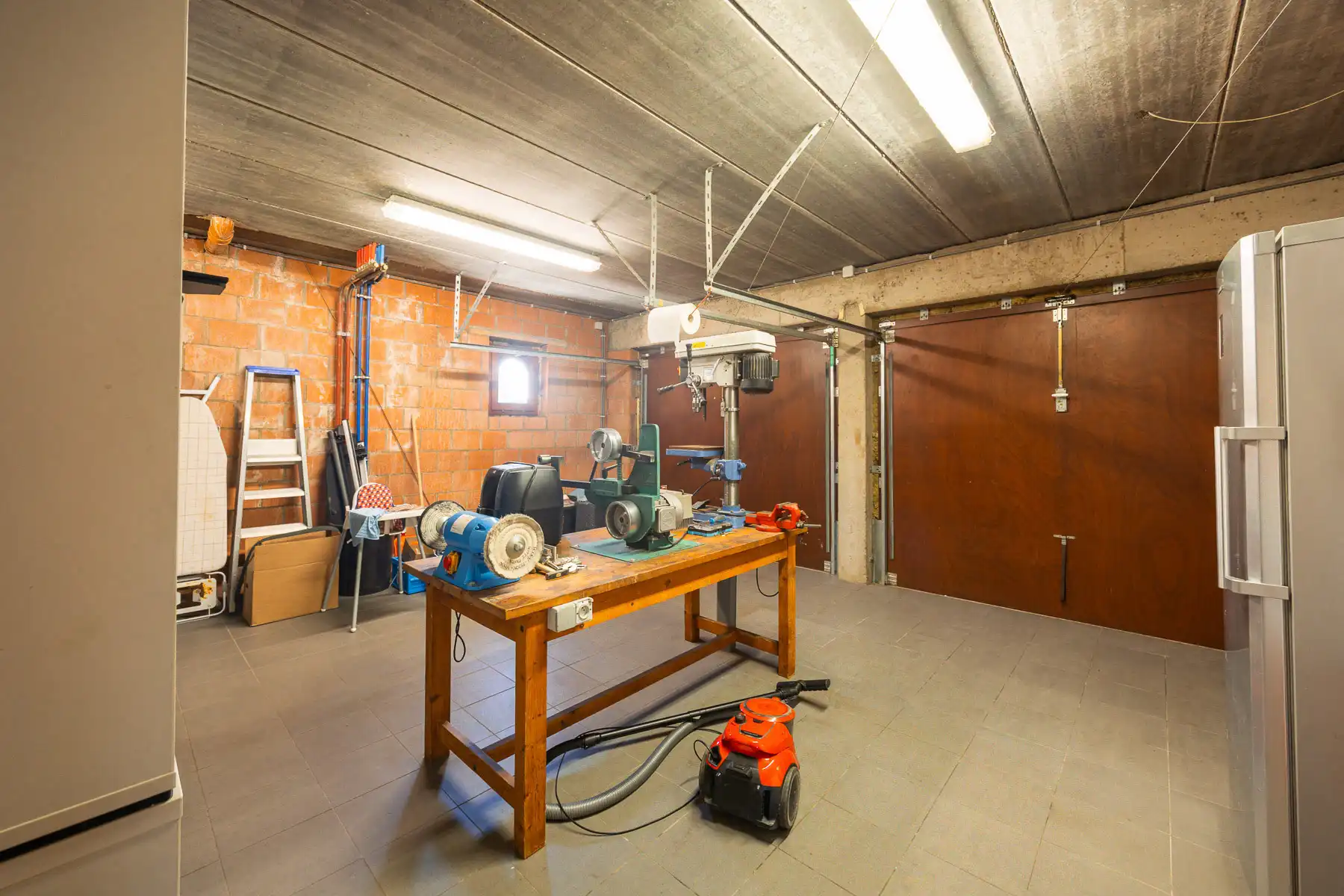 Rustig gelegen ruime villa in Spaanse stijl met grote tuin foto 15