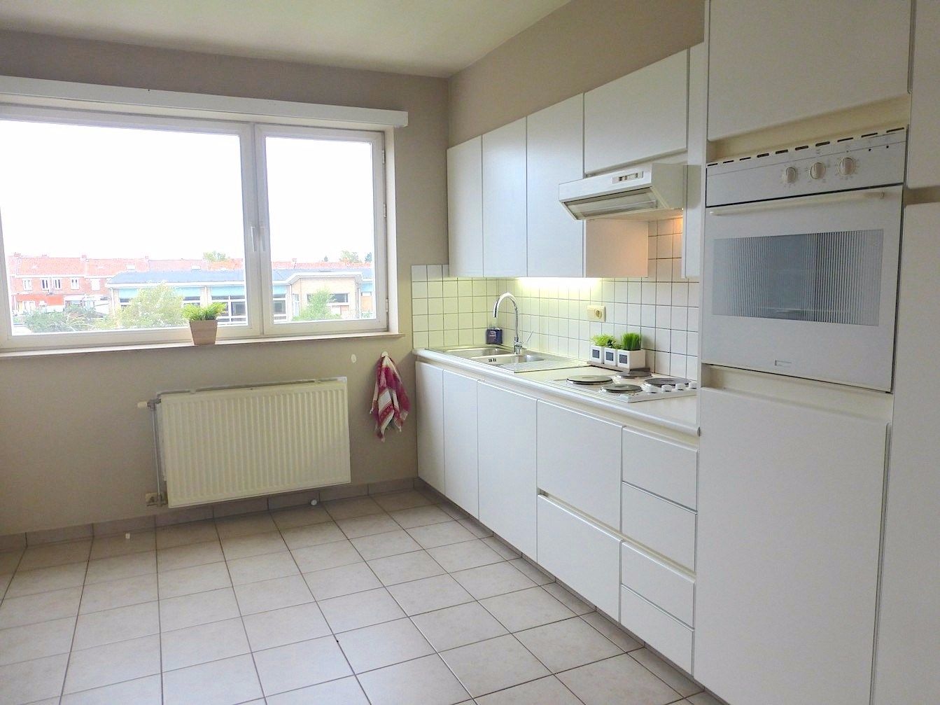 Ruim duplexappartement met 2 slaapkamers! foto 2