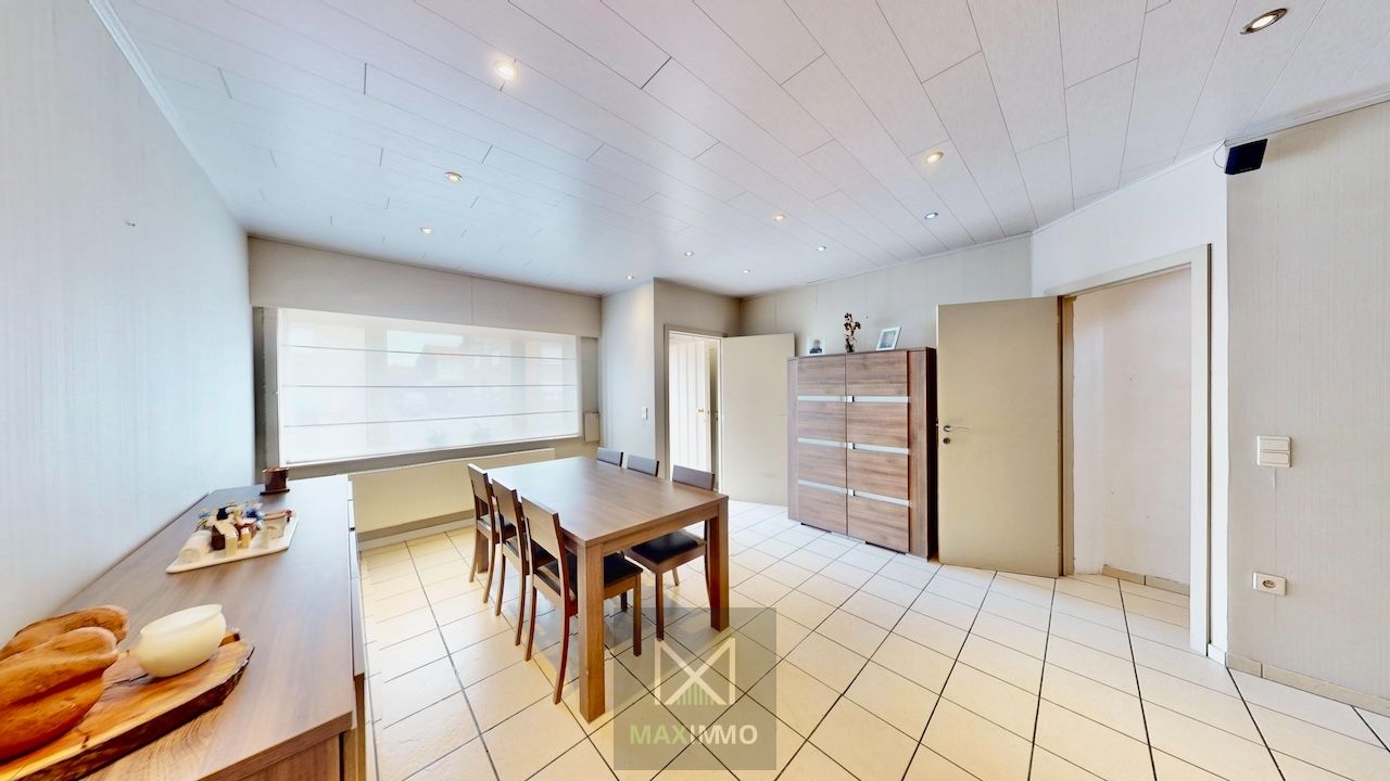 Instapklare gezinswoning met diepe tuin in Menen – Ruimte, licht & comfort foto 3