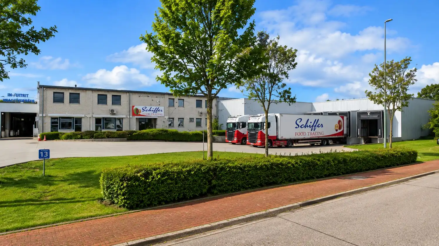 Logistiek bedrijfscomplex foto 23