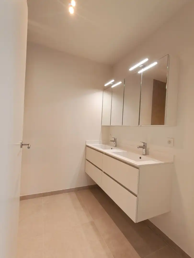 Geluveld  - Modern nieuwbouwappartement op de eerste verdieping met 2 slaapkamers en garage foto 7