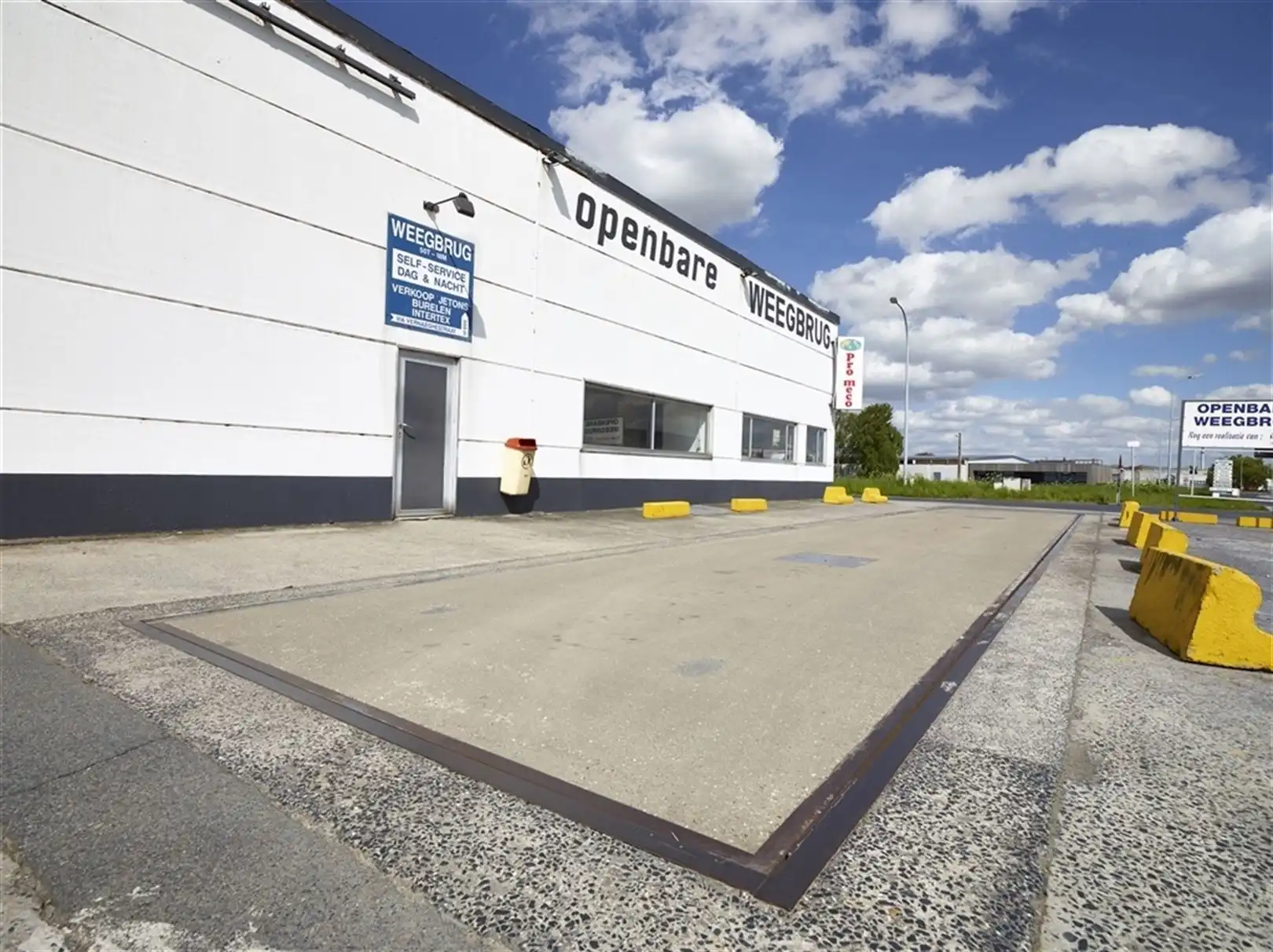 Deelruimtes in loods te Kuurne foto 9