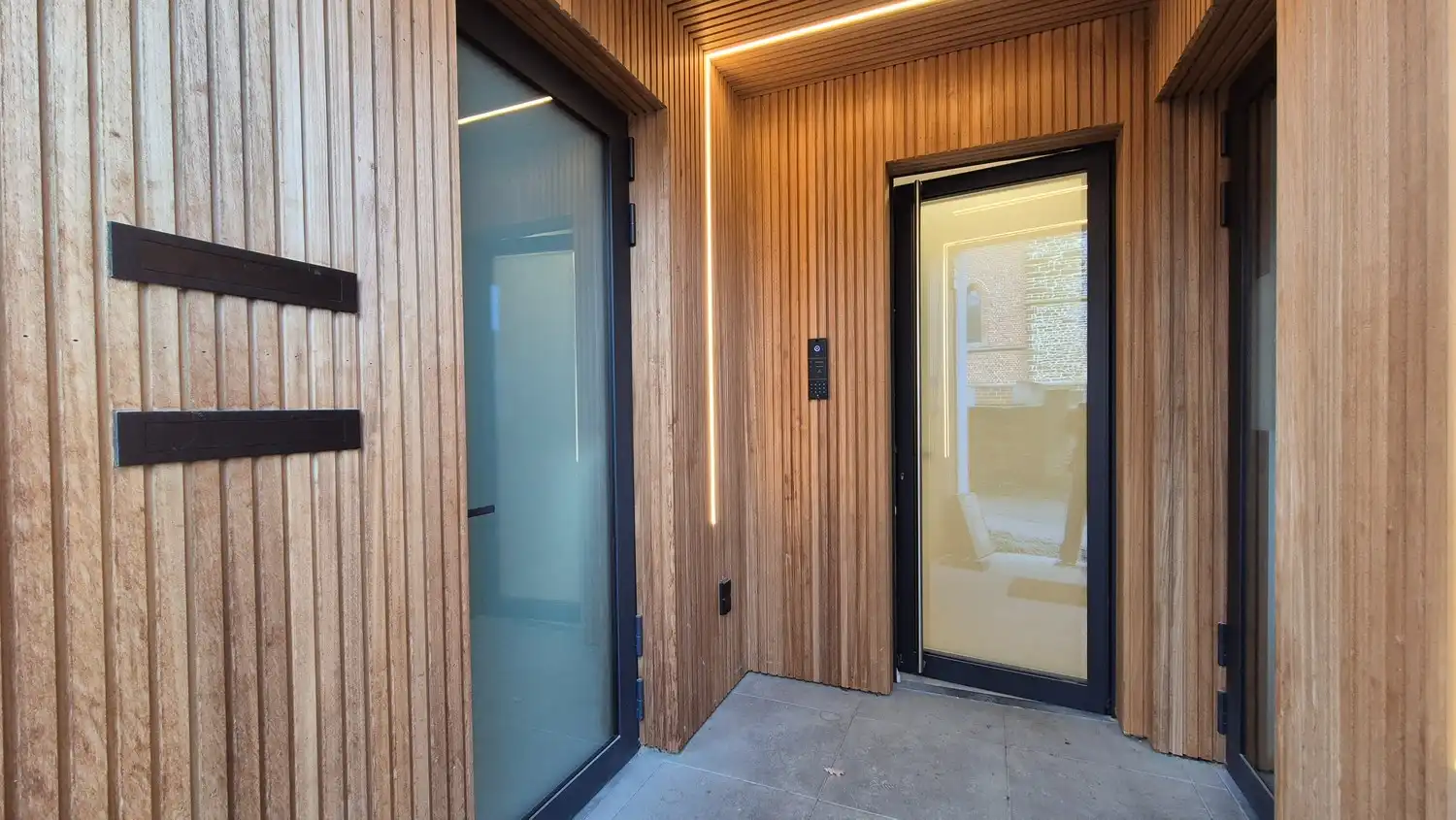 Uitzonderlijk ruime woning met hoogwaardige afwerking, lift en geavanceerde technologie foto 2