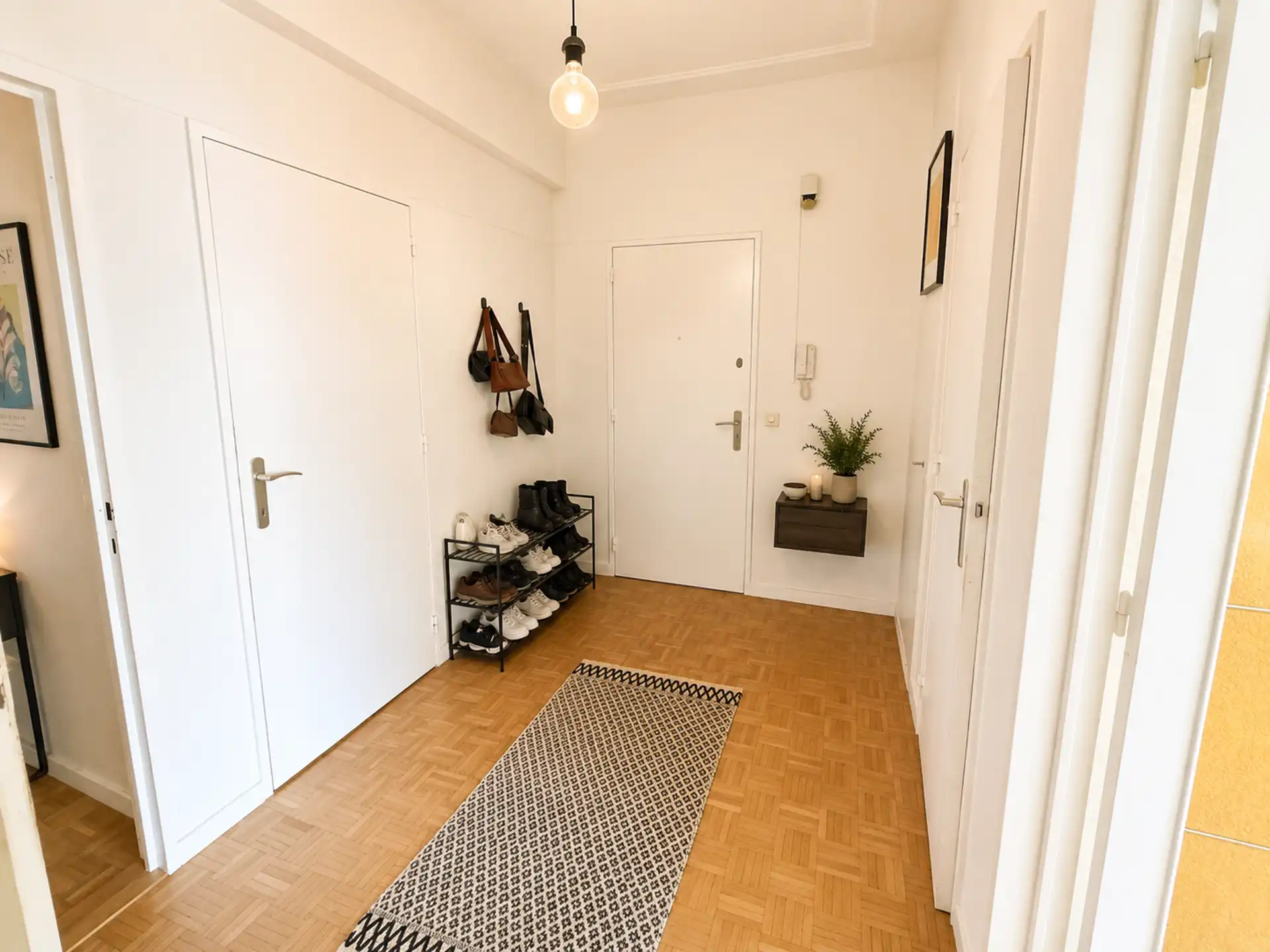 Charmant 2-slaapkamerappartement met terras foto 6