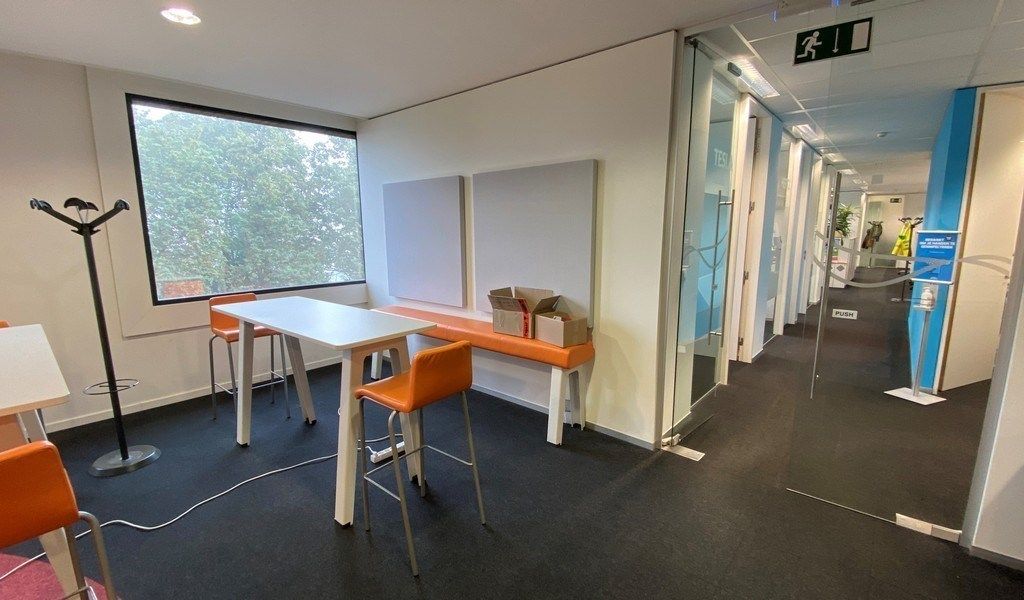 Volledig ingerichte kantoorruimte te huur langs E313 in Herentals foto 7