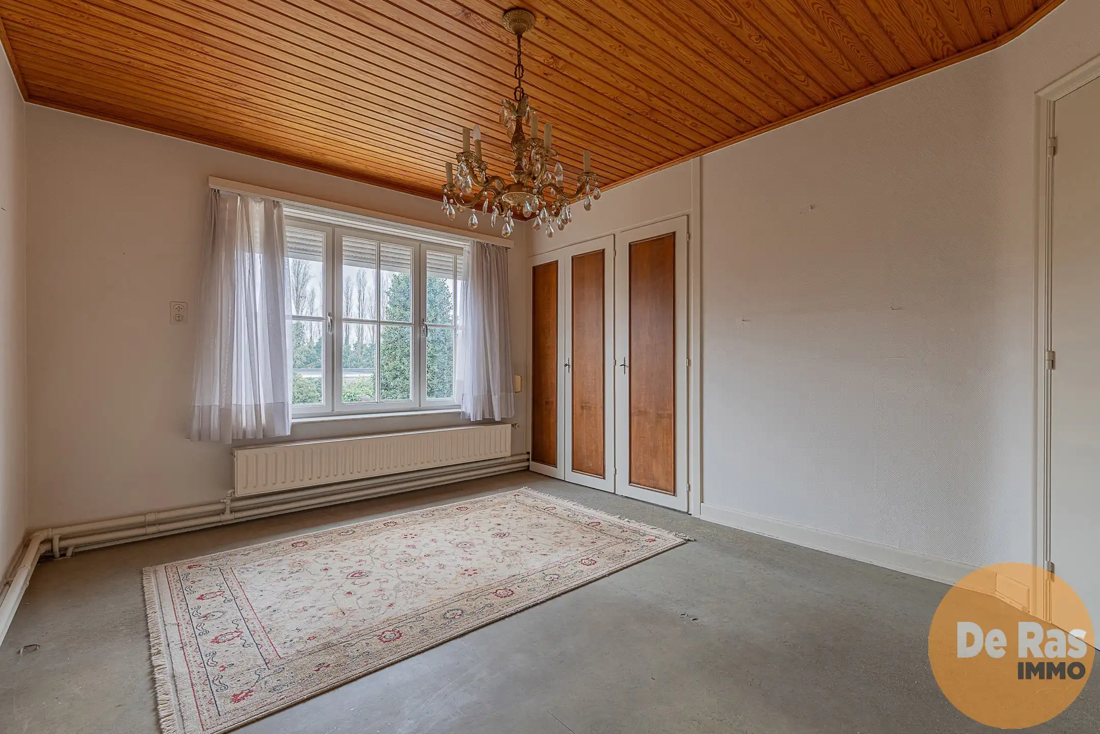 WETTEREN - Solide, te renoveren woning met 4 kamers en tuin foto 14