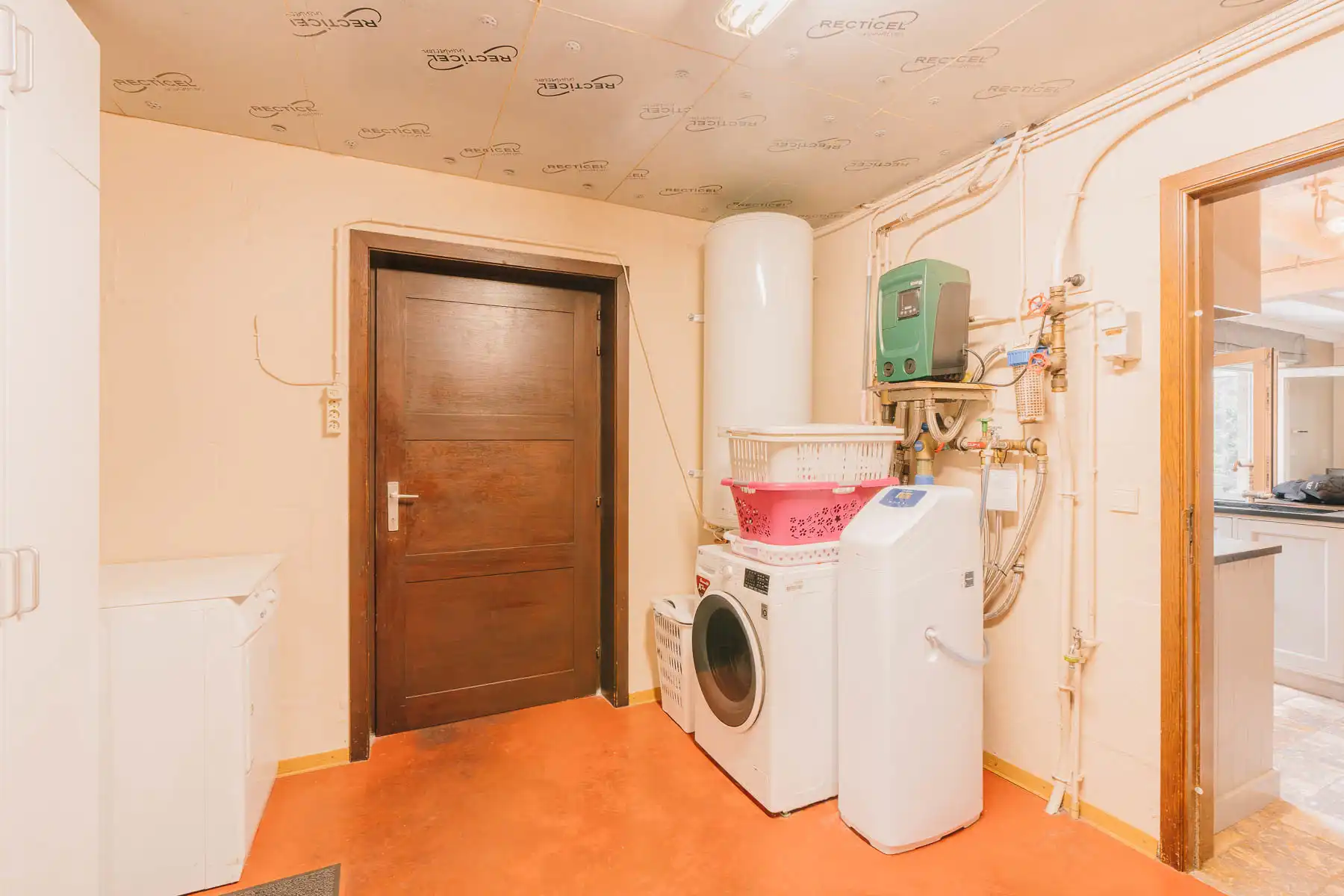 Karaktervolle woning op een uniek perceel in het groen foto 23