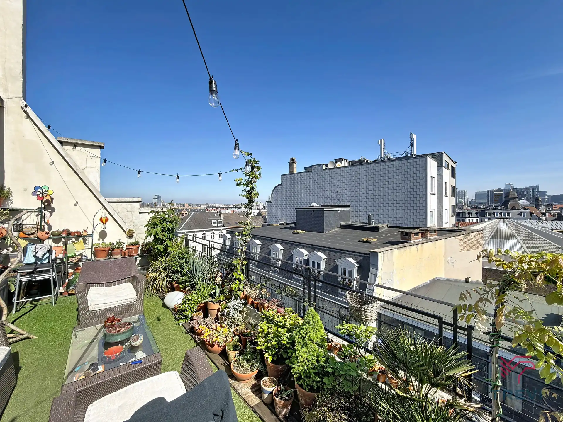 Appartement met 1 slaapkamer + bureau en prachtig terras op de bovenste verdieping ! foto 13