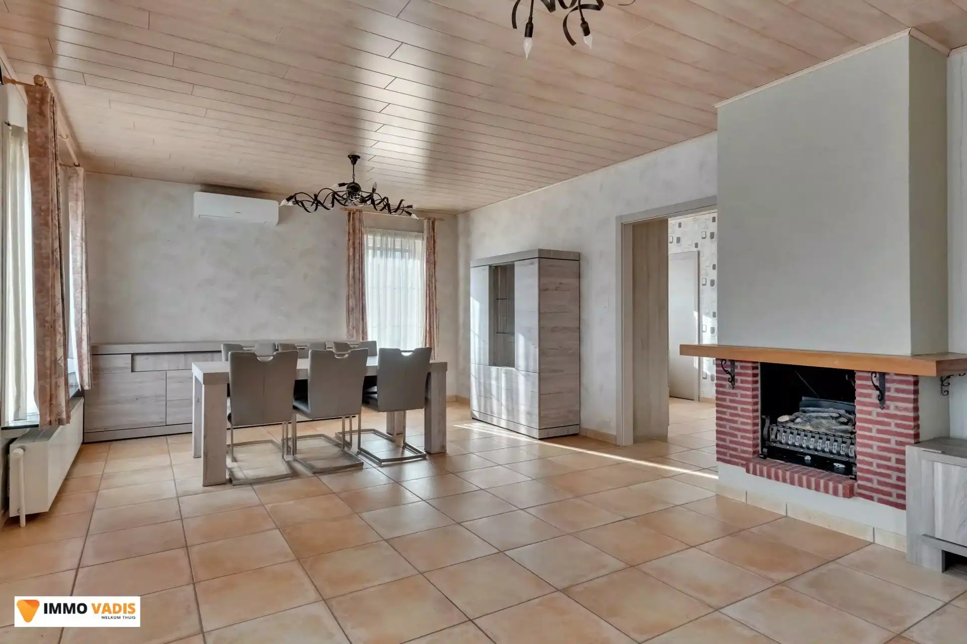 Goed onderhouden vrijstaande woning, met 3 slaapkamers, tuin en inpandige garage foto 6