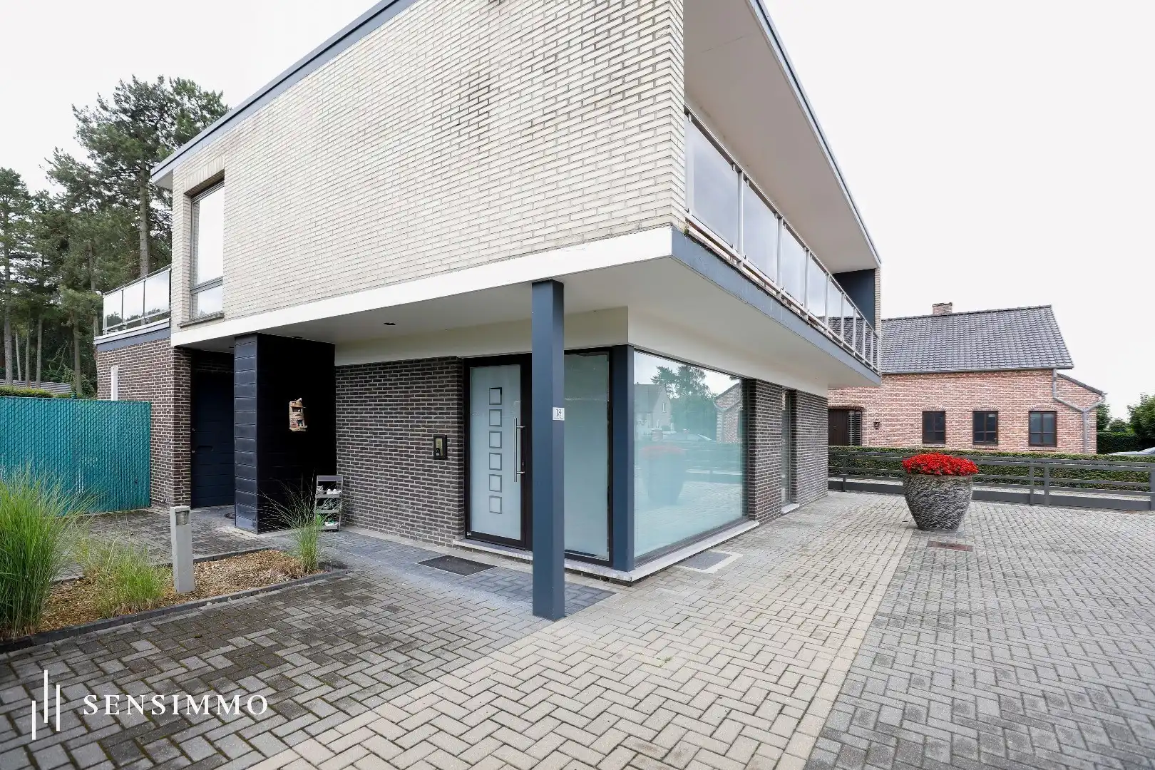 Stijlvolle gezinswoning met 4 slaapkamer in groene en rustige woonwijk in Oudsbergen foto 21