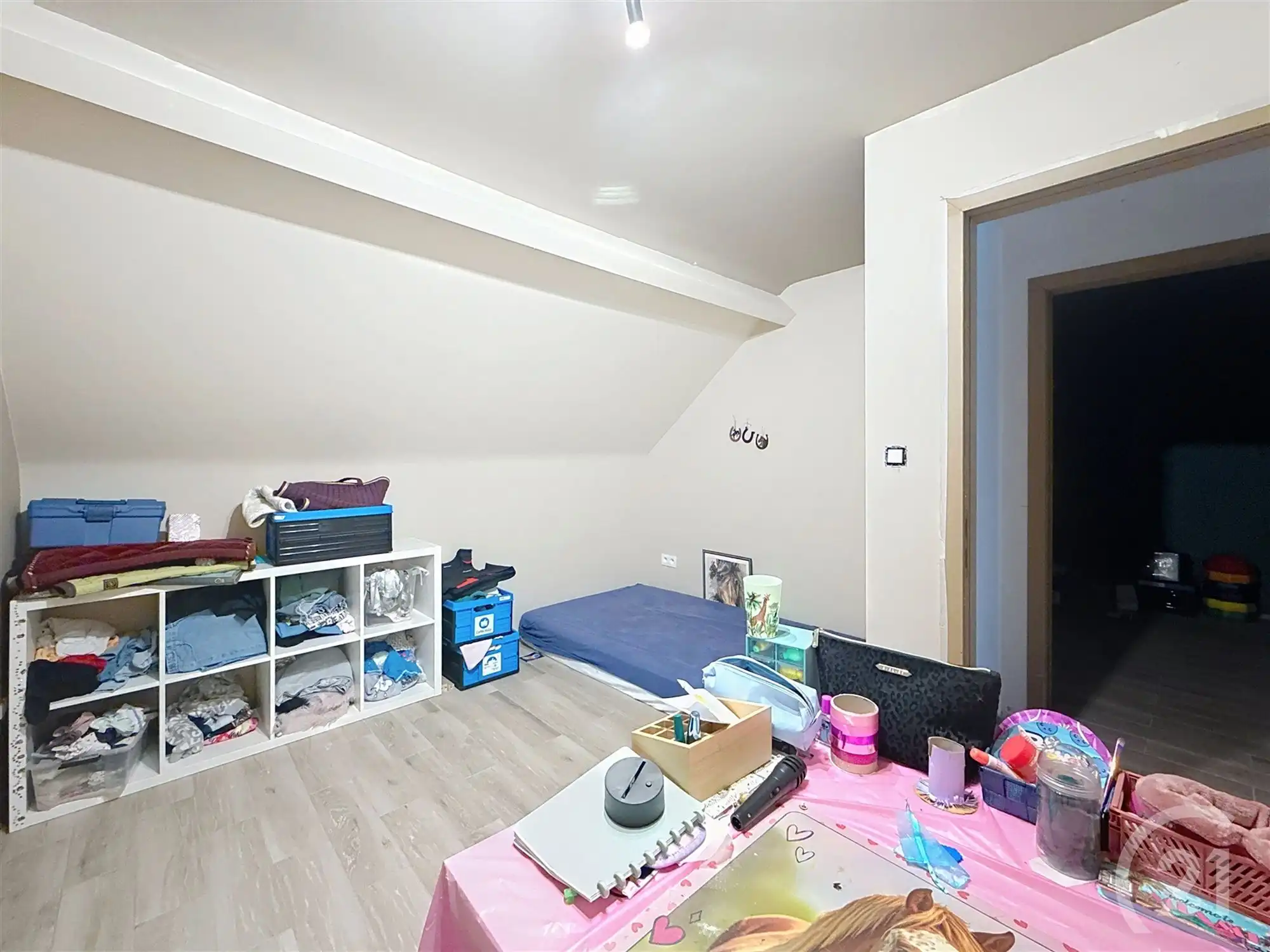 Ruime gezinswoning met 5 slaapkamers in centrum foto 21