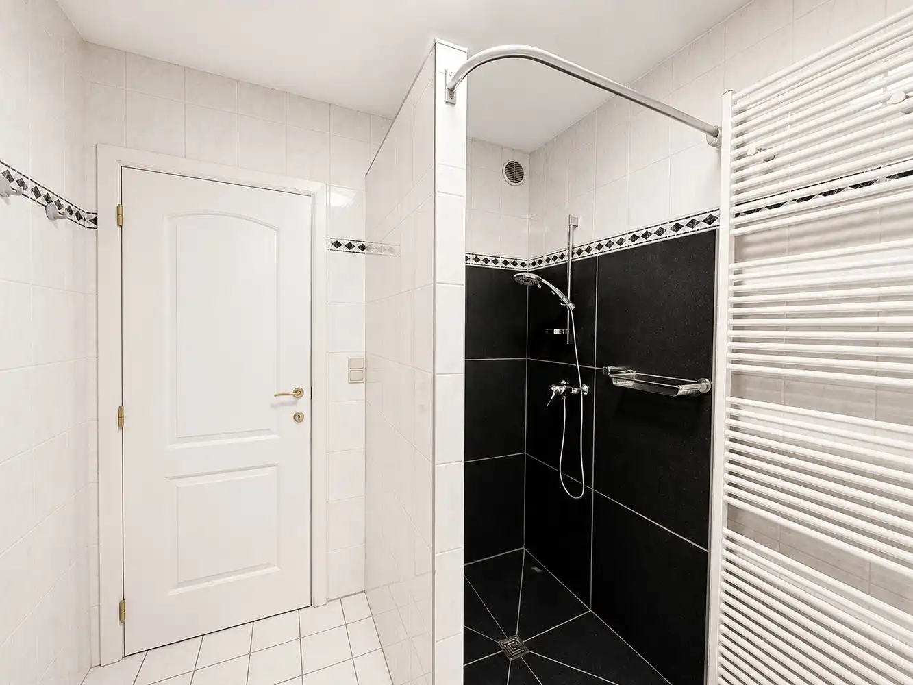 Instapklaar gelijkvloers appartement foto 7