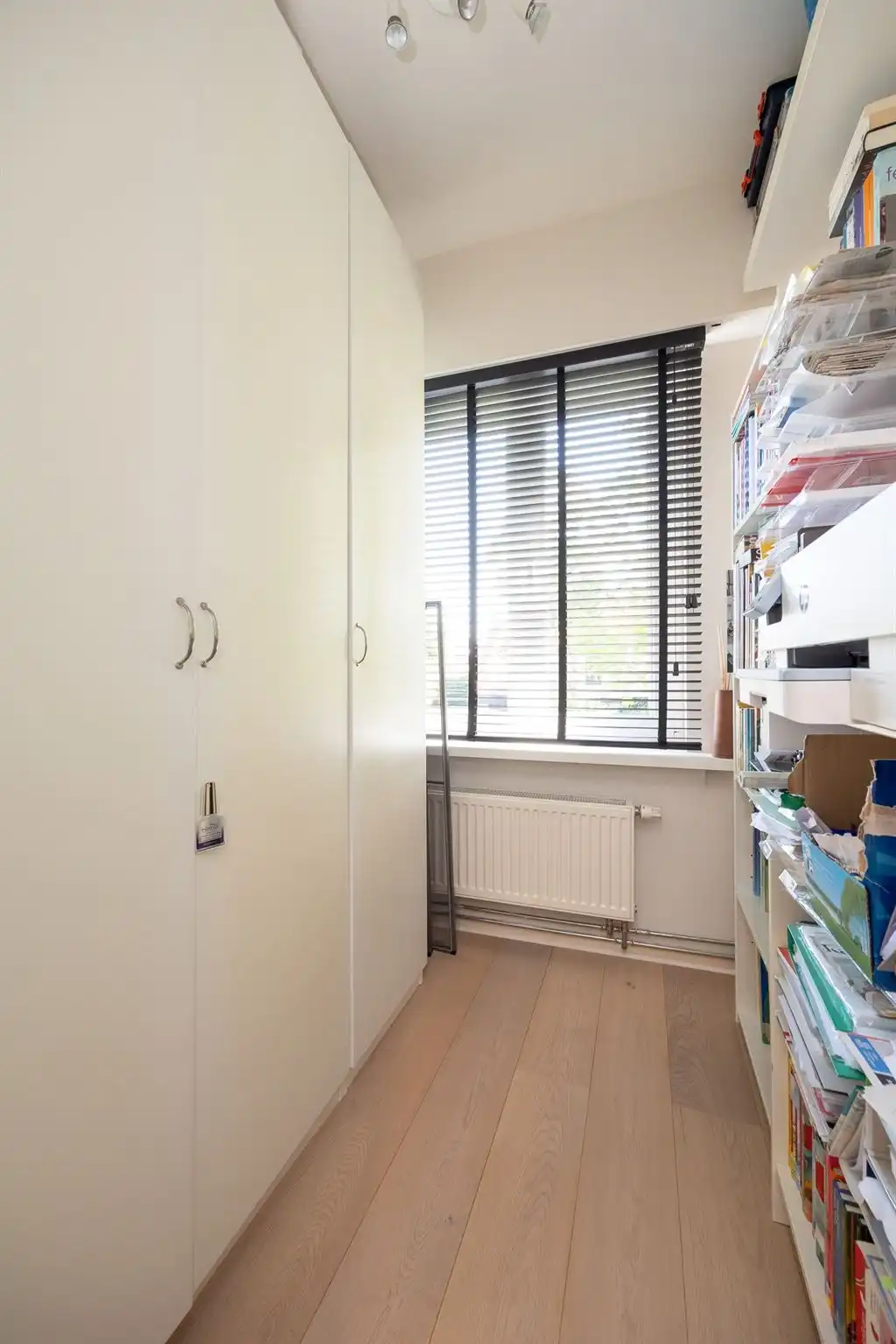 Instapklare gezinswoning met groene tuin foto 17