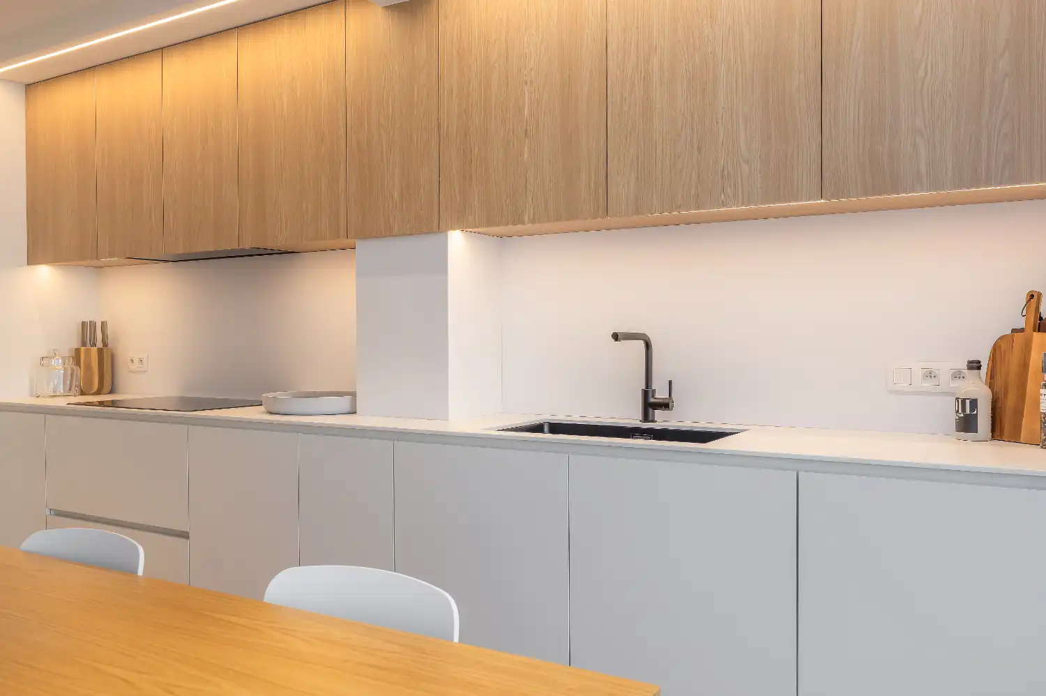 Gerenoveerd appartement met frontaal zeezicht foto 14