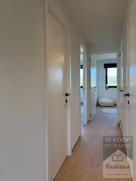 Instapklare nieuwbouwwoning - OB met garage foto 30