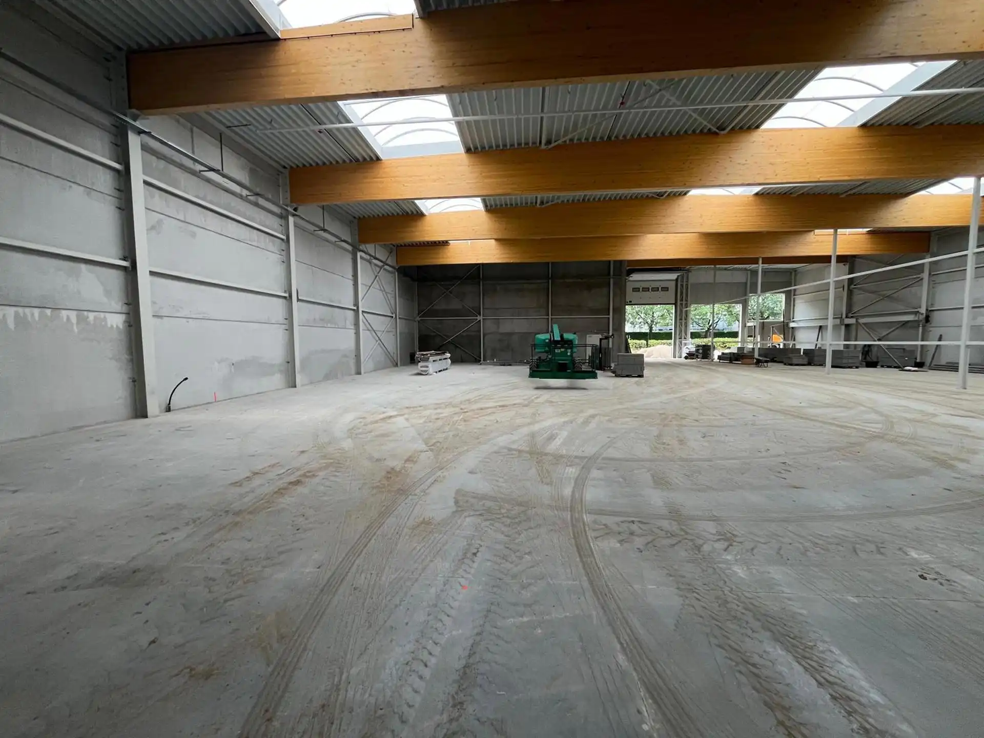 Wommelgem: nieuw magazijn 720m² met kantoren foto 5