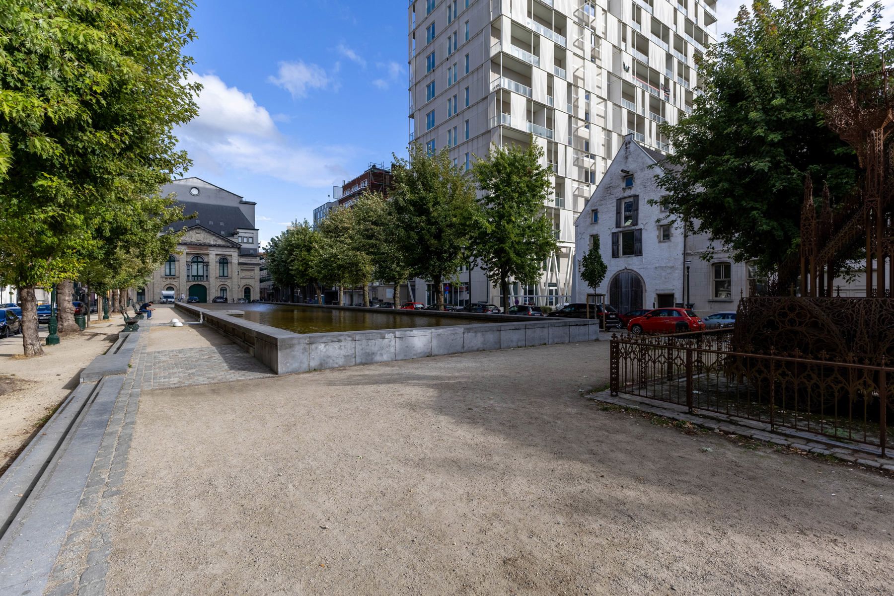 Recente studio met leuk terras en kelder foto 16