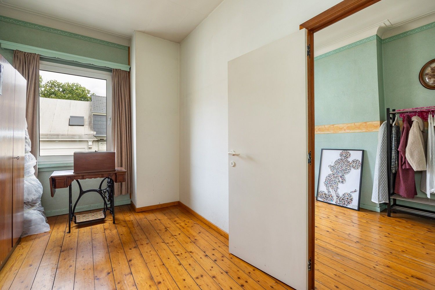 Op te frissen burgerwoning gelegen aan de Zurenborgwijk. foto 15